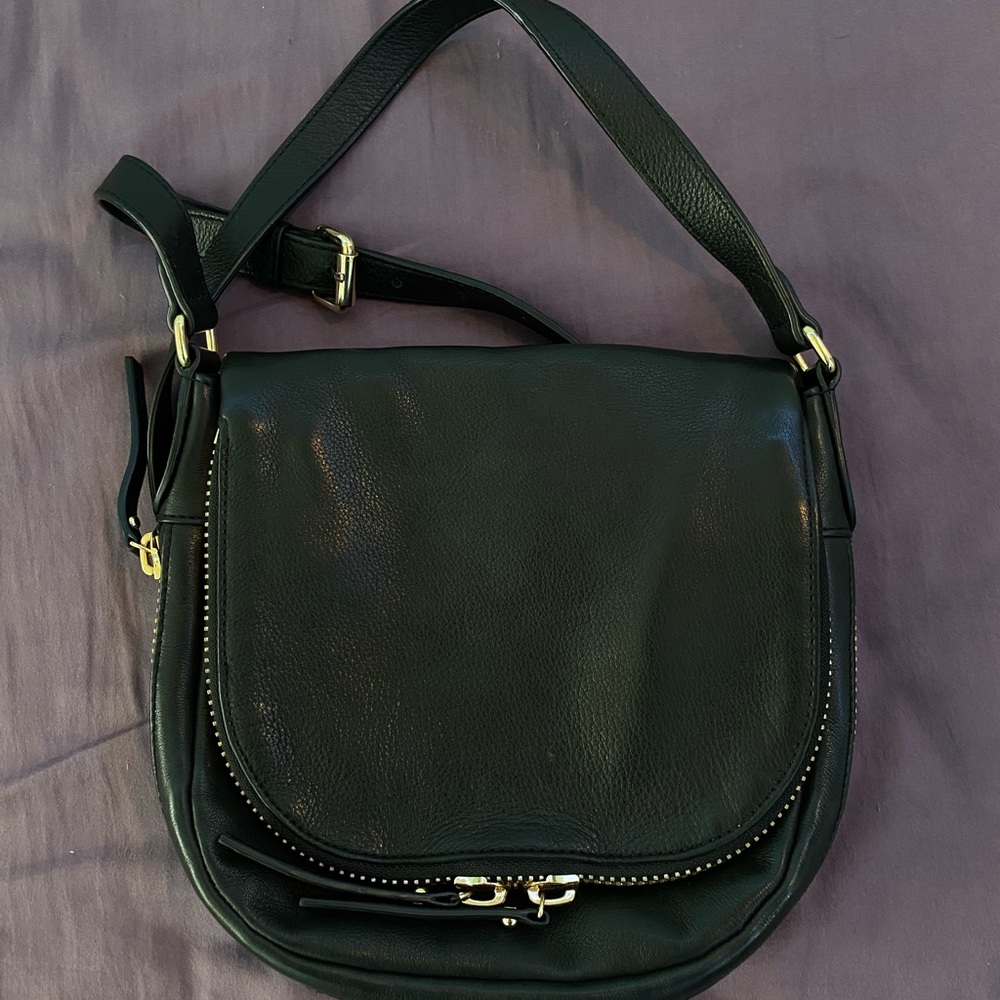 Black Vince Camuto bag